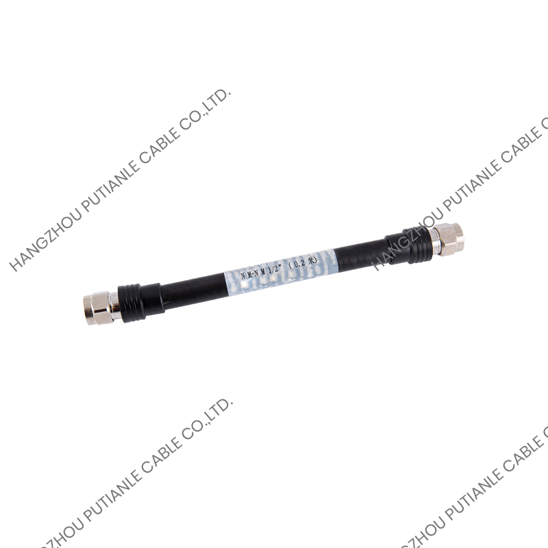 N mâle à n mâle avec un câble coaxial 1/2 "