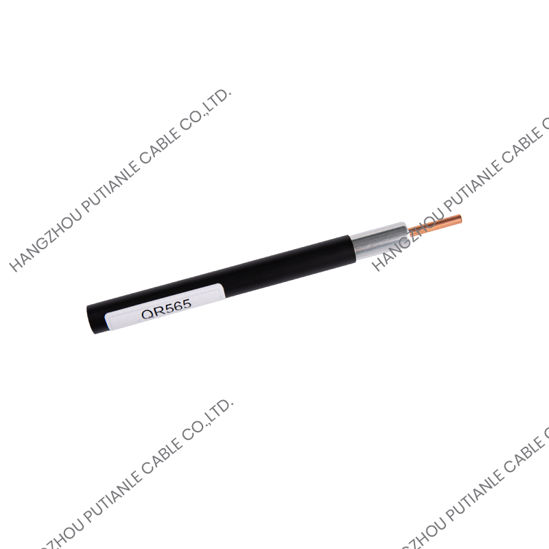 QR565 Haute conductivité 75 ohm Câble tube en aluminium