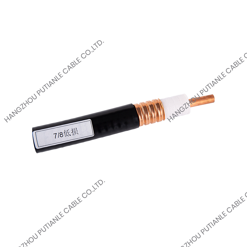 7/8 "Lossine à faible perte tube en cuivre ondulé de 50 ohms de coaxial